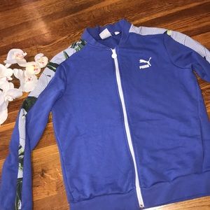 Girl puma jacket 💙